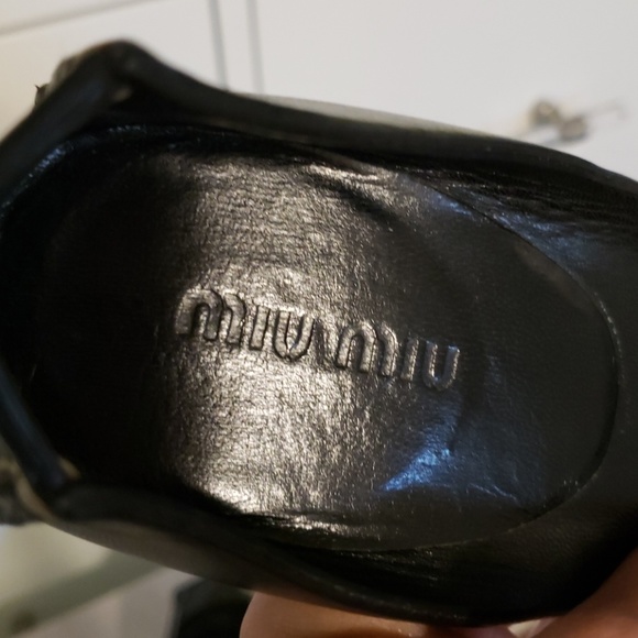 Miu Miu Like New ! - Picture 2 of 11